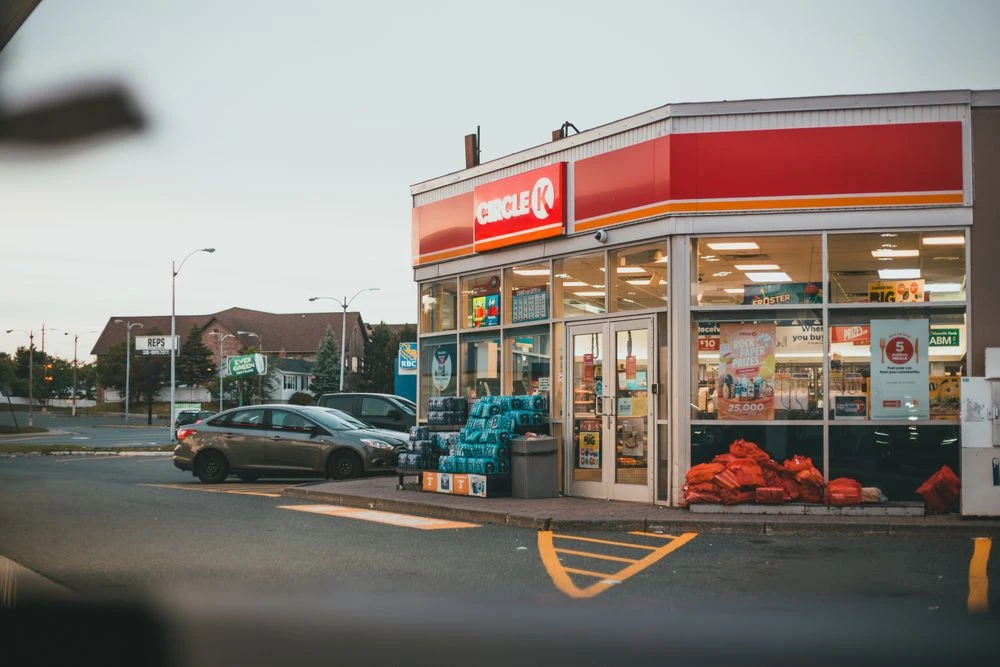 why toronto retail stores need professional cleaning services